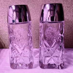Prescut Clearby ANCHOR HOCKING Salt & Pepper Shakers